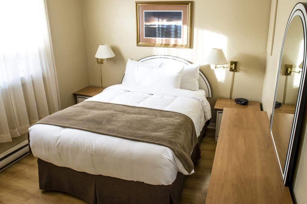 Days Inn By Wyndham Rivière-du-Loup Quarto foto